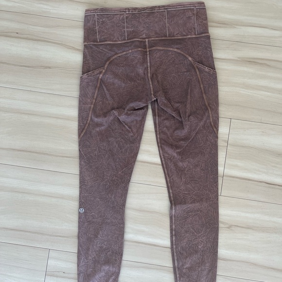 Lululemon fast and free HR tight size 8 - Picture 7 of 7